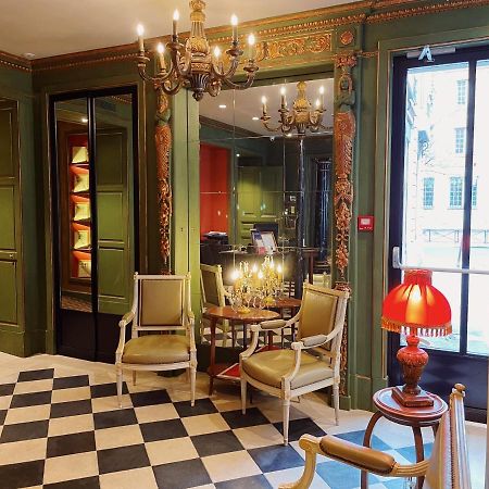 Hotel Du Vieux Marais Paris Bagian luar foto