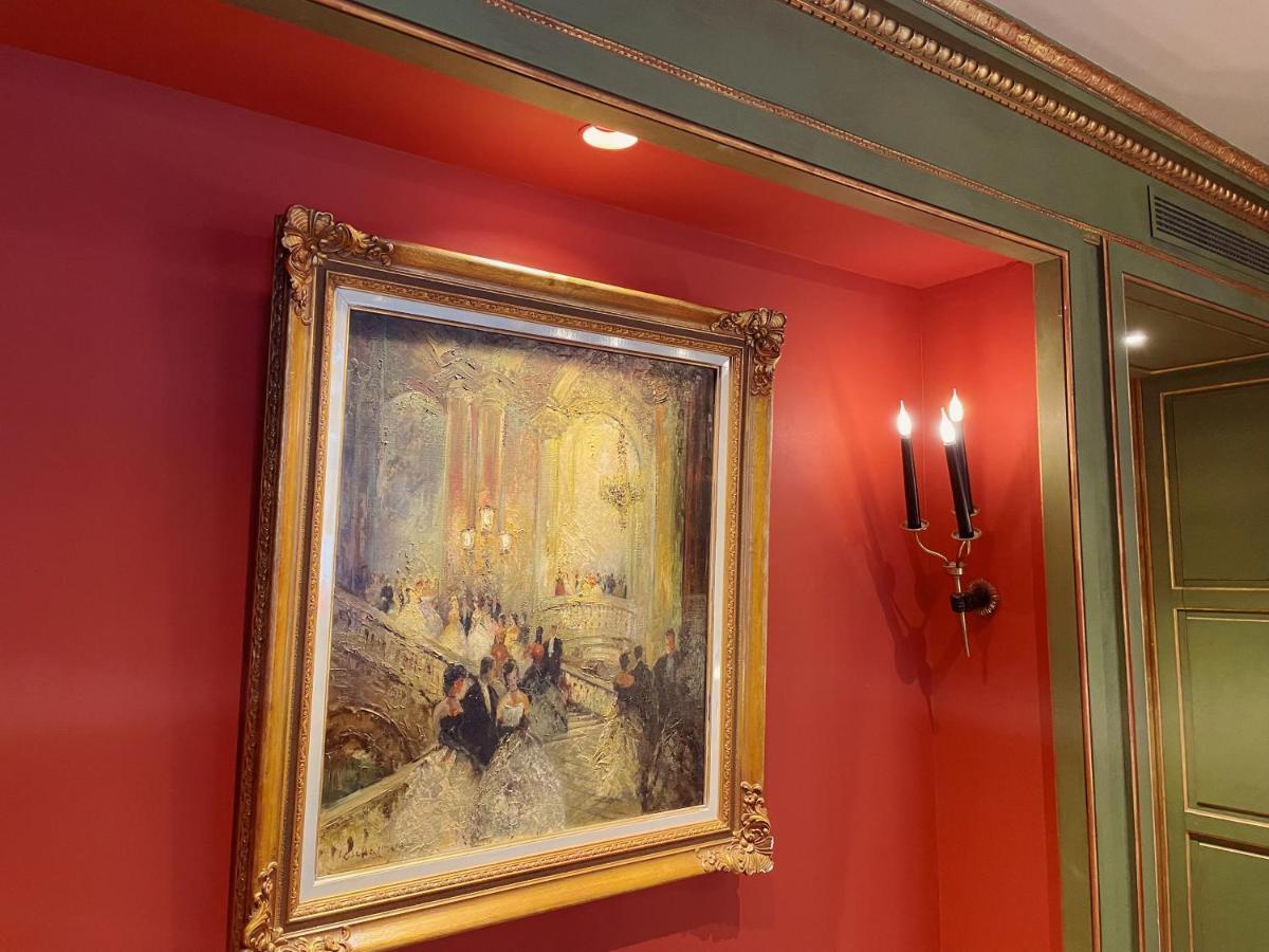 Hotel Du Vieux Marais Paris Bagian luar foto