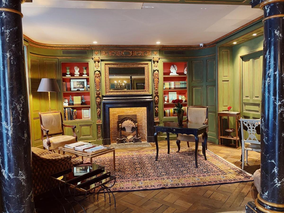 Hotel Du Vieux Marais Paris Bagian luar foto