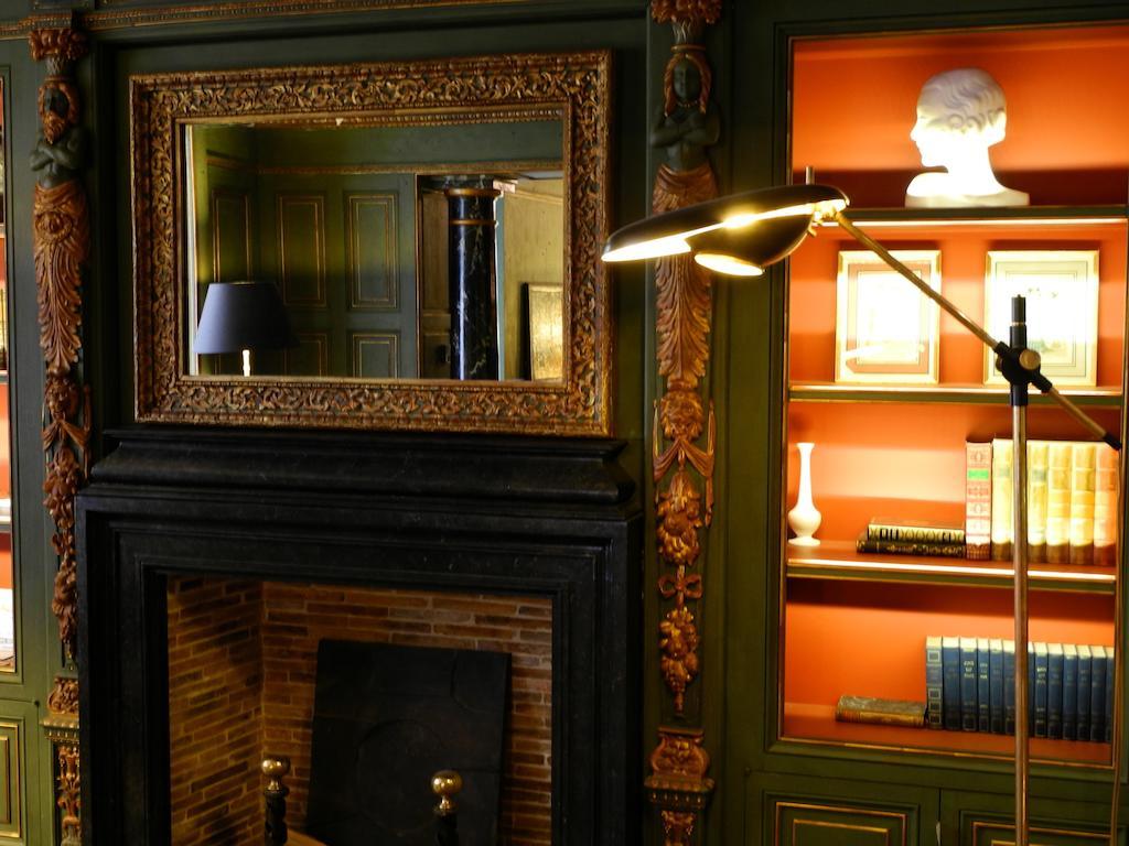 Hotel Du Vieux Marais Paris Bagian luar foto